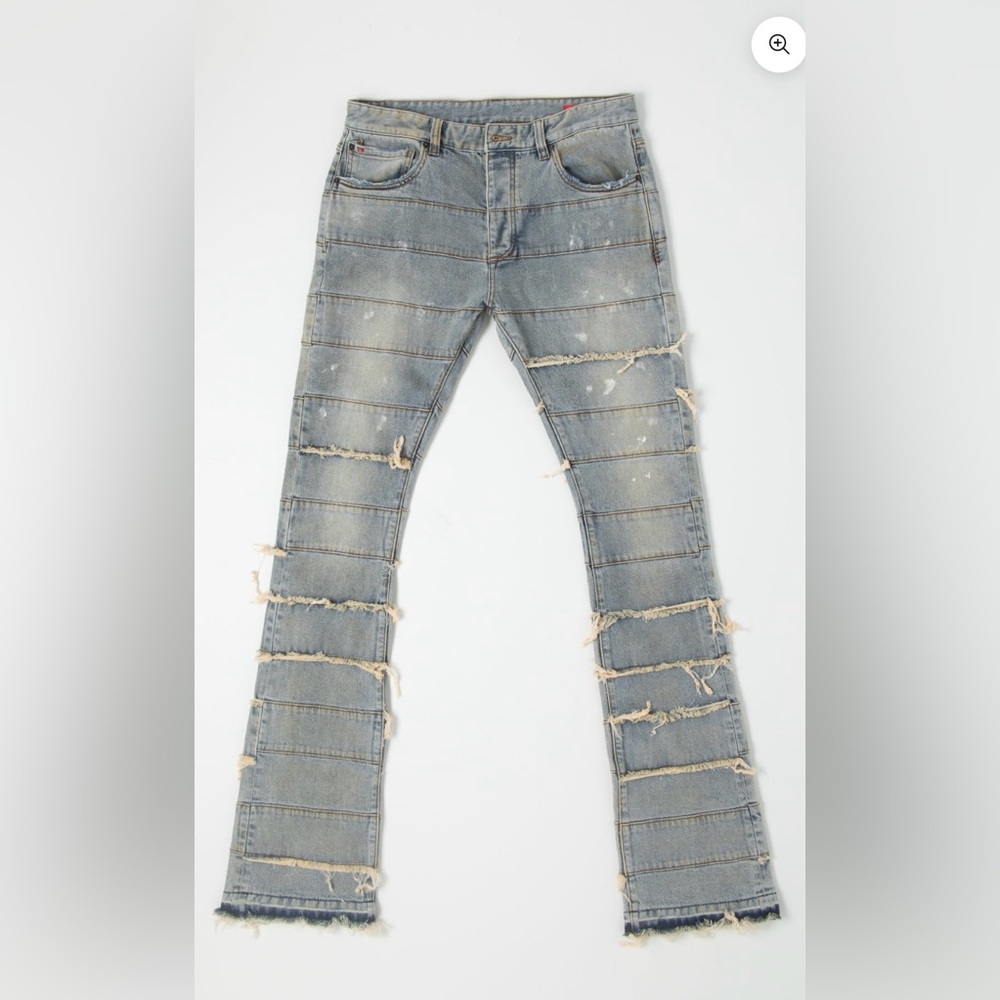 BLDG4 Fade Distressed Blue Jeans - Picture 1 of 14